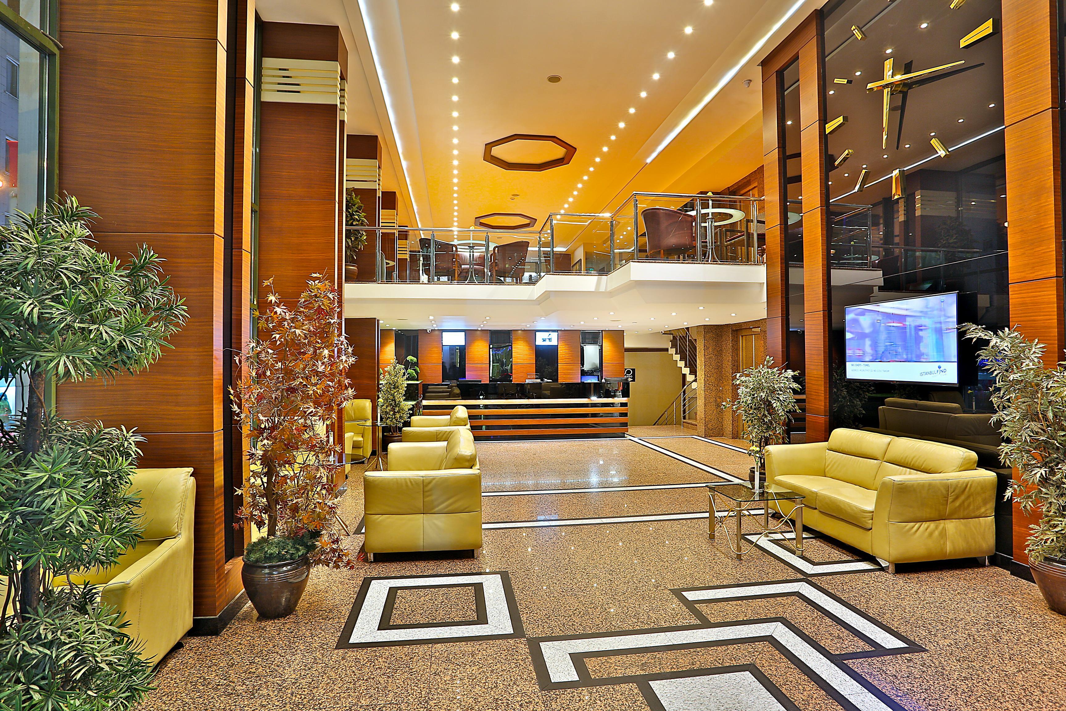Grand Madrid Hotel อิสตันบูล ภายนอก รูปภาพ