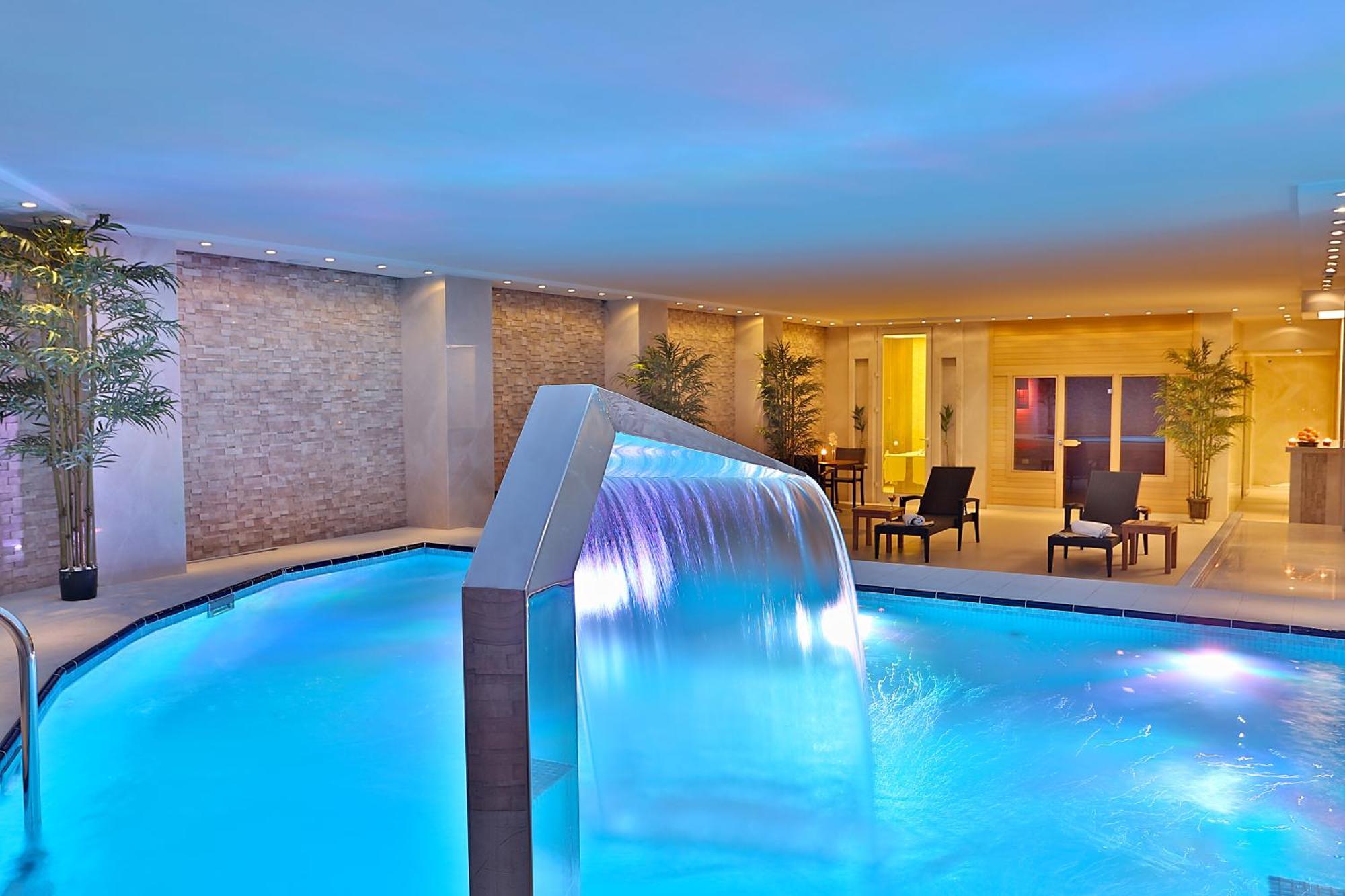 Grand Madrid Hotel อิสตันบูล ภายนอก รูปภาพ