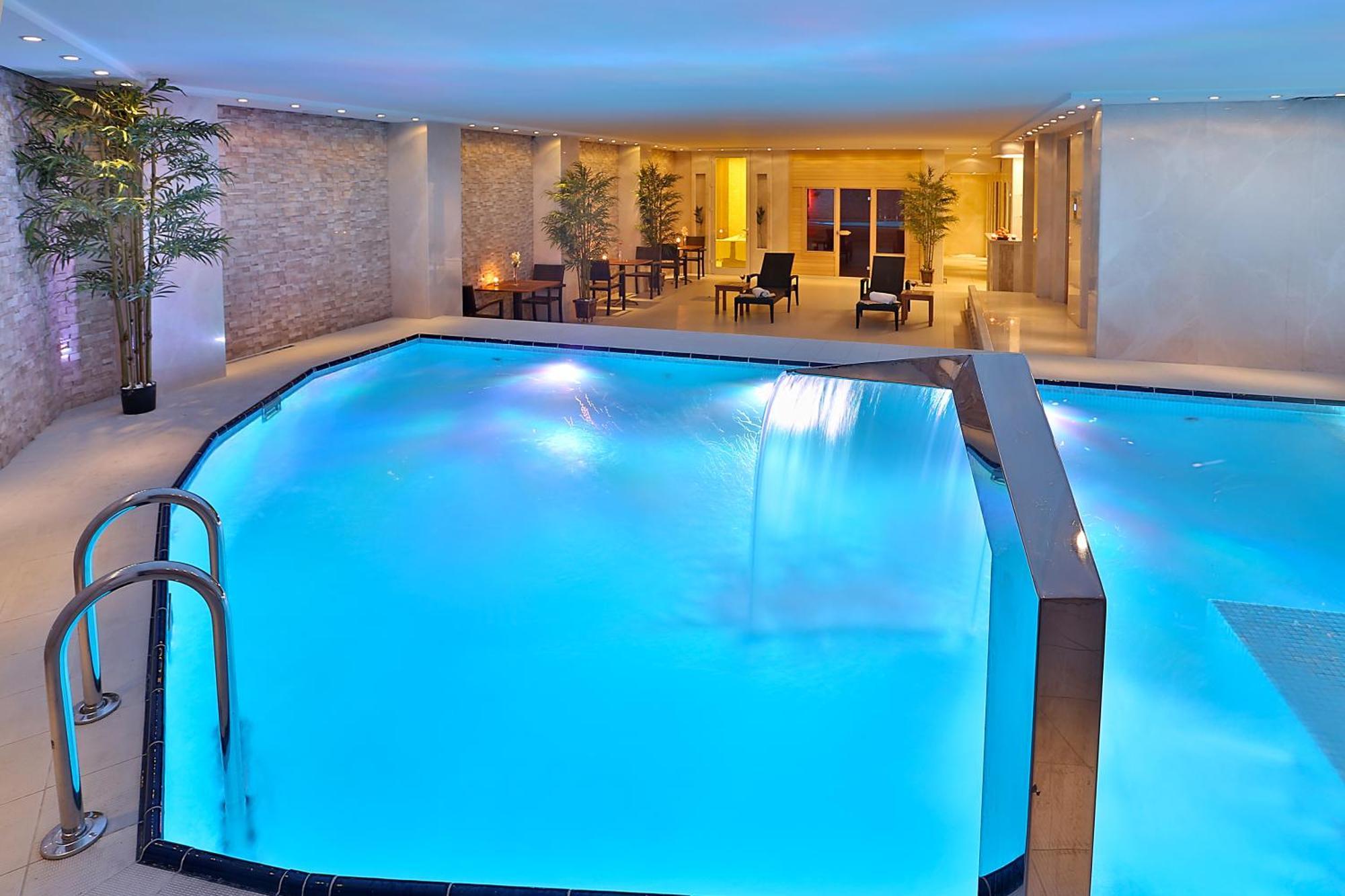 Grand Madrid Hotel อิสตันบูล ภายนอก รูปภาพ