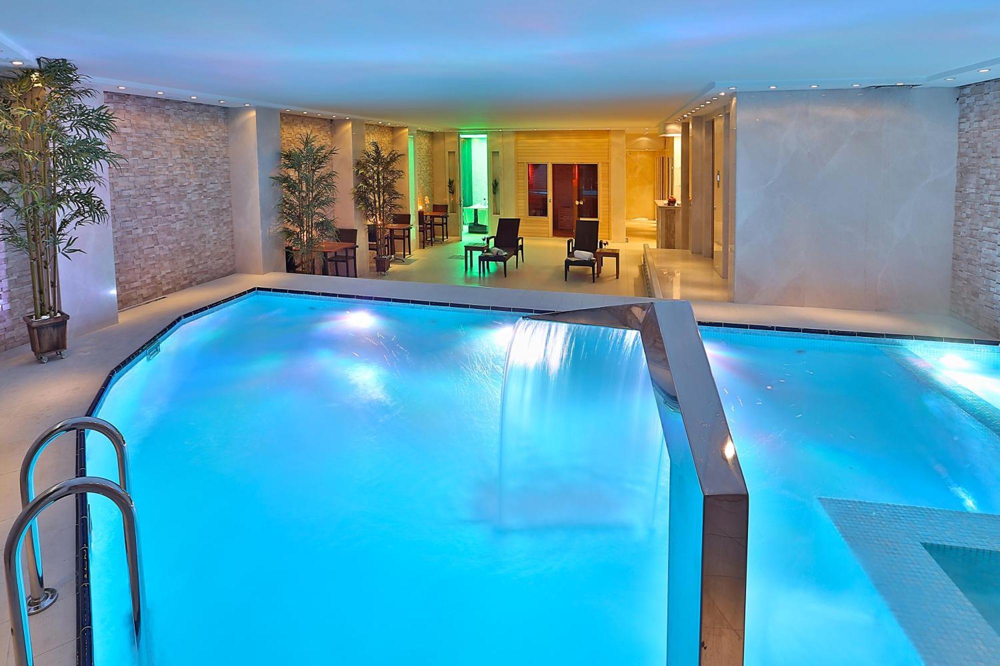 Grand Madrid Hotel อิสตันบูล ภายนอก รูปภาพ